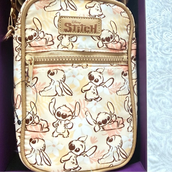Disney Stitch 2-Piece Gift Set Crossbody Bag + Tech Pouch NWT - Picture 3 of 10